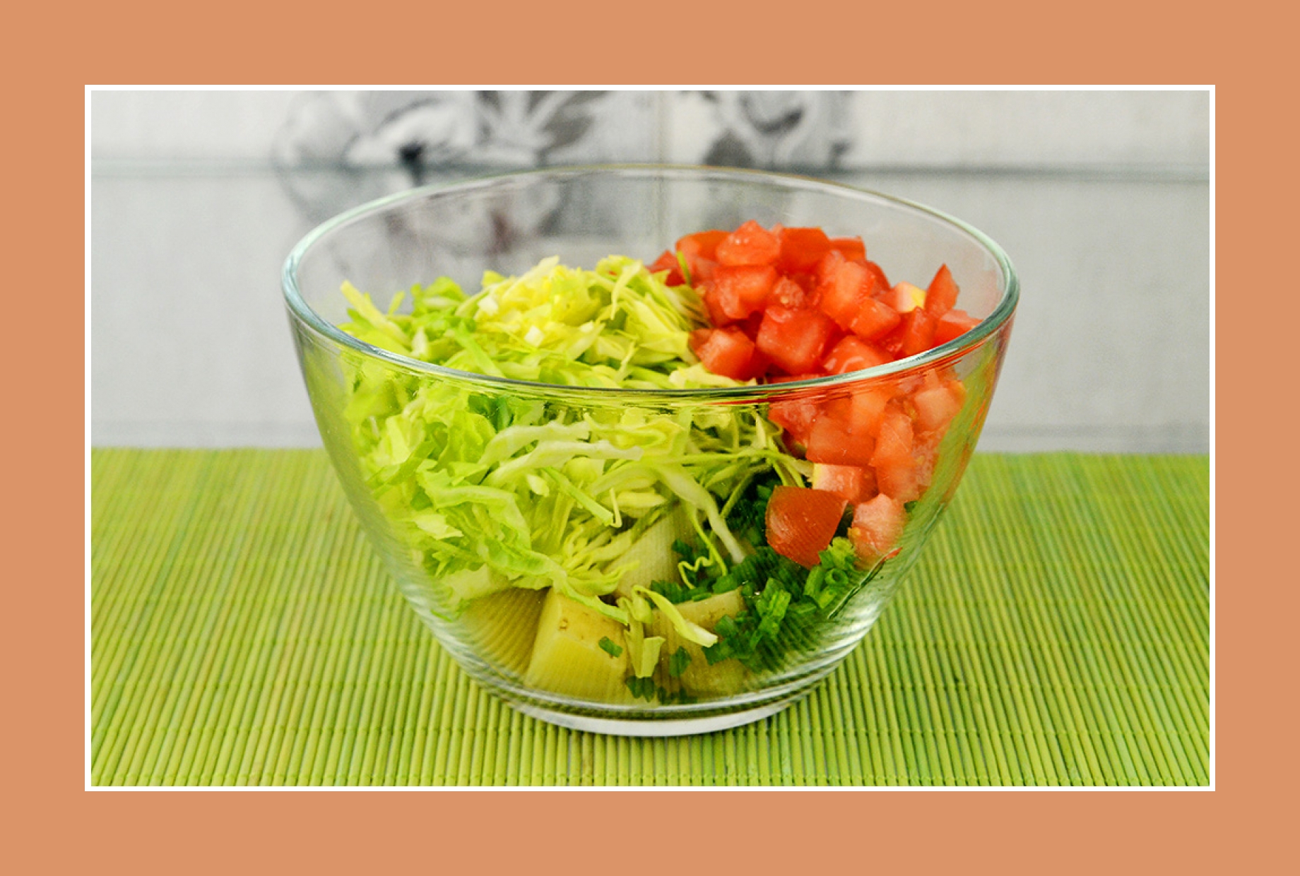 Tomaten für Kartoffelsalat Weißkrautsalat Tomaten für Kartoffelsalat Weißkrautsalat